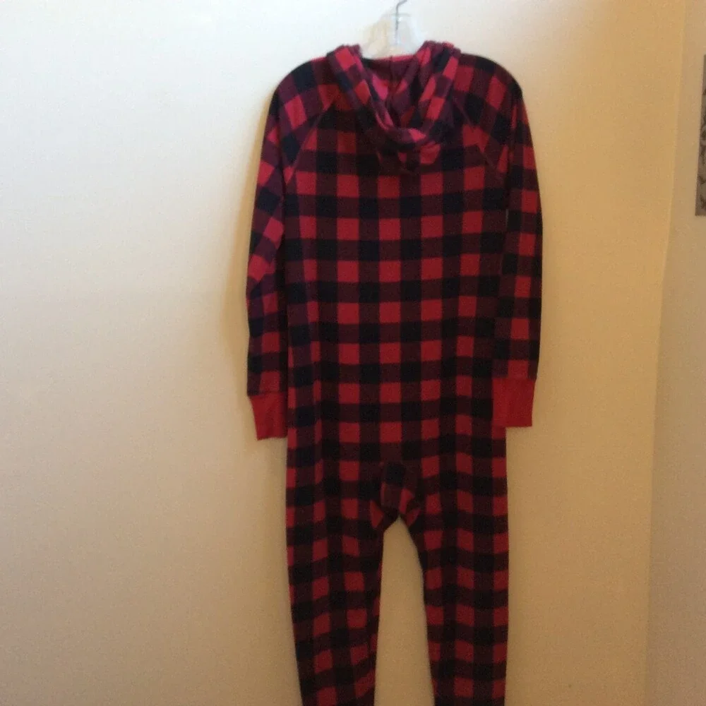 FAMILY PJS MACYS WOMENS SMALL HOODED ONE PIECE PAJAMA RED BLACK PLAID FLANNEL